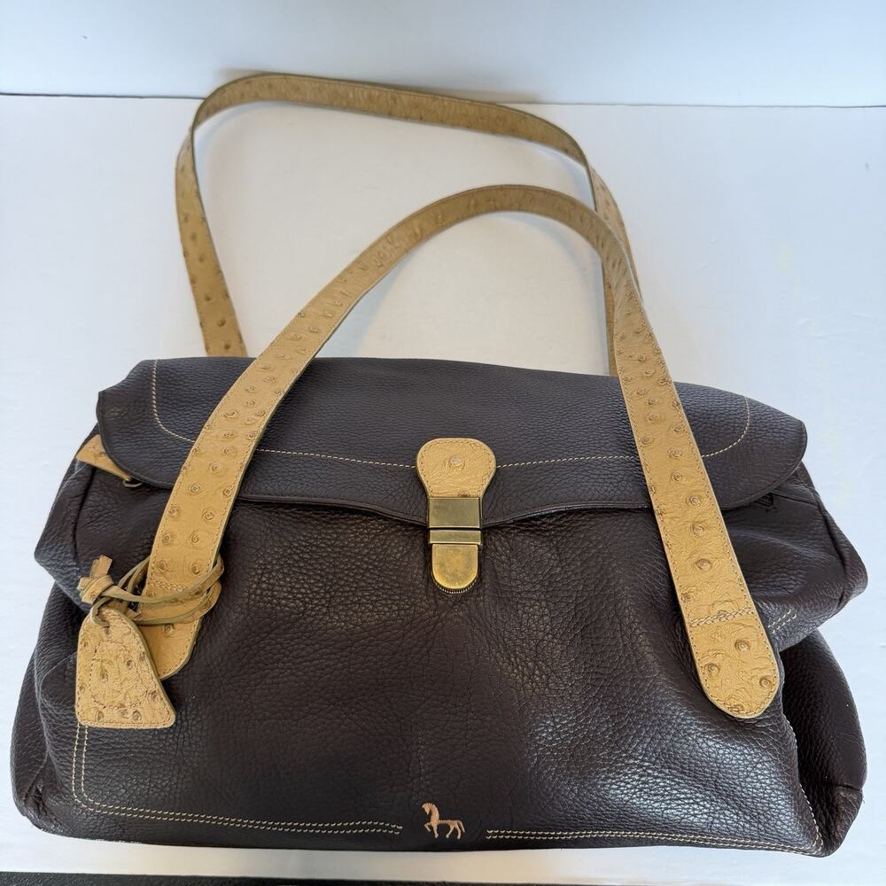 Petusco Shoulder Bag 16x9x5 Black Pebble Leather Ostrich Straps Equestrian Spain